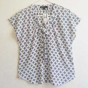 Star Scene Blouse, Black & White, Size Large, Dressy Top
